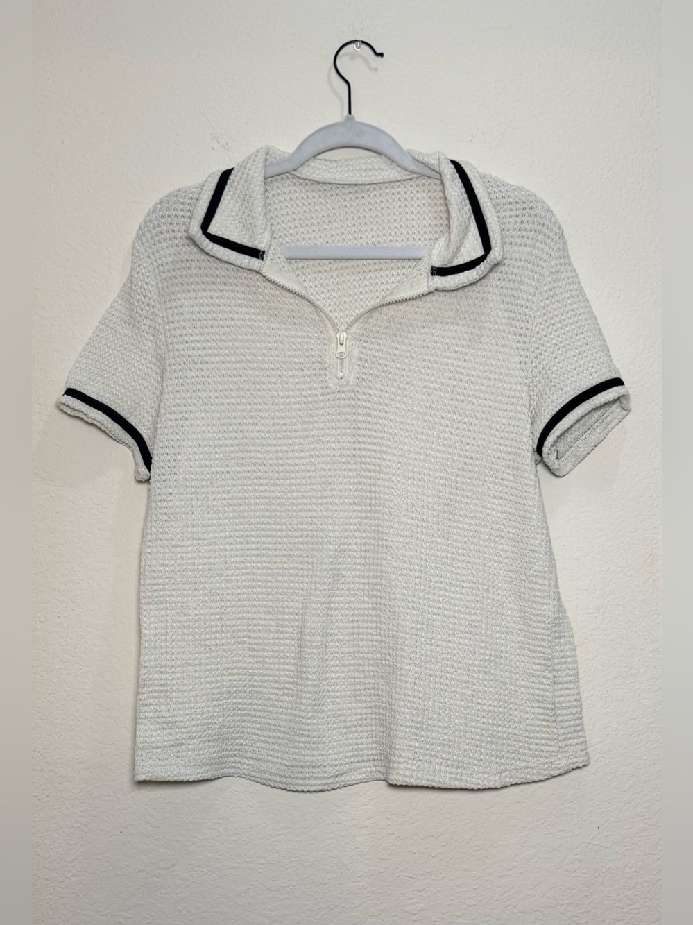 Amazon Cream Waffle Knit Polo Top Medium Casual Neutral